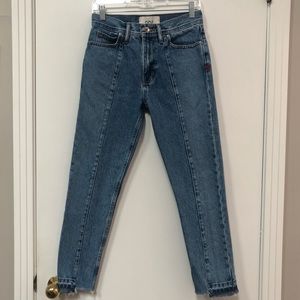 BDG Urban Outfitters dad slim tapered fit pieced jeans size 28 EUC